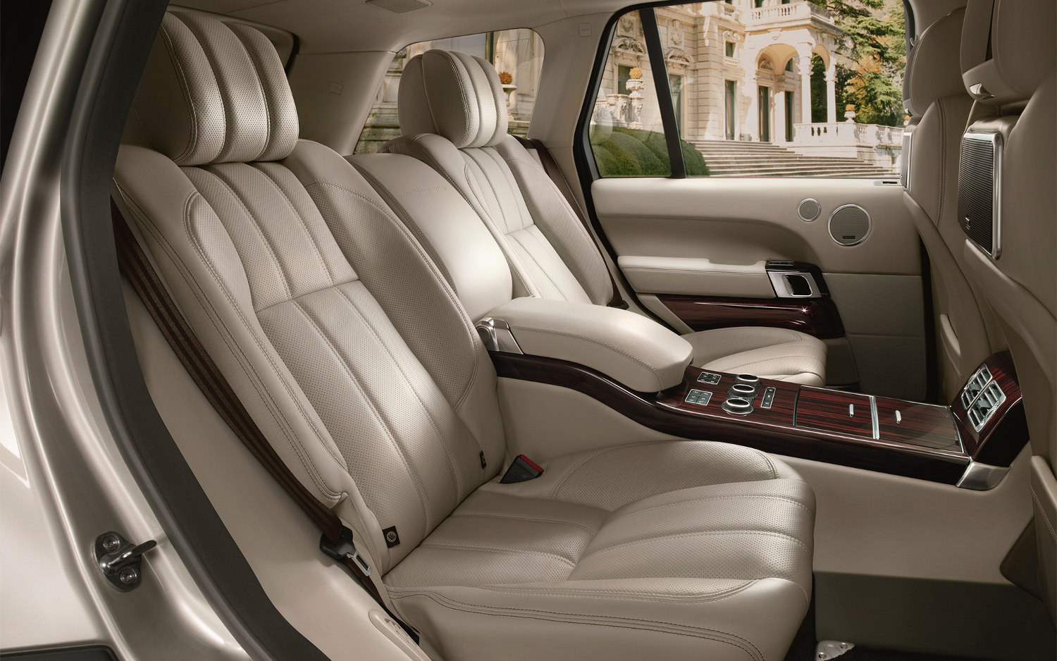 Range rover интерьер